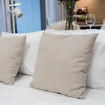 Stacja Jezyce Deluxe With Garden By Bookinghost