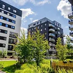 شقة Stacja Jezyce Deluxe With Garden By Bookinghost بوزنان