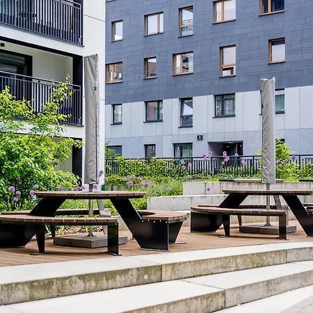 Stacja Jezyce Deluxe With Garden By Bookinghost Апартаменты